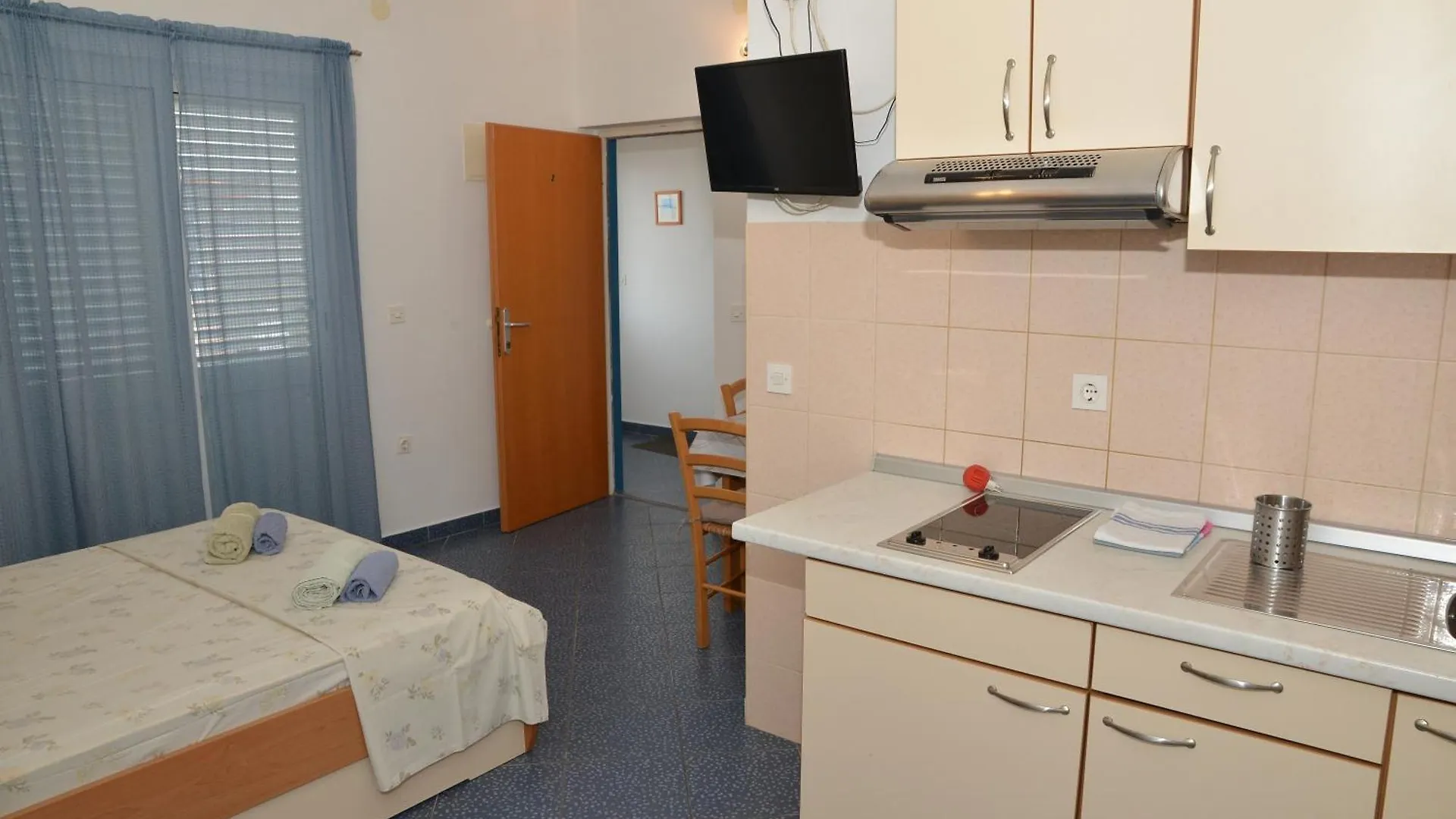 Apartments Lonic Kukljica Chorvatsko