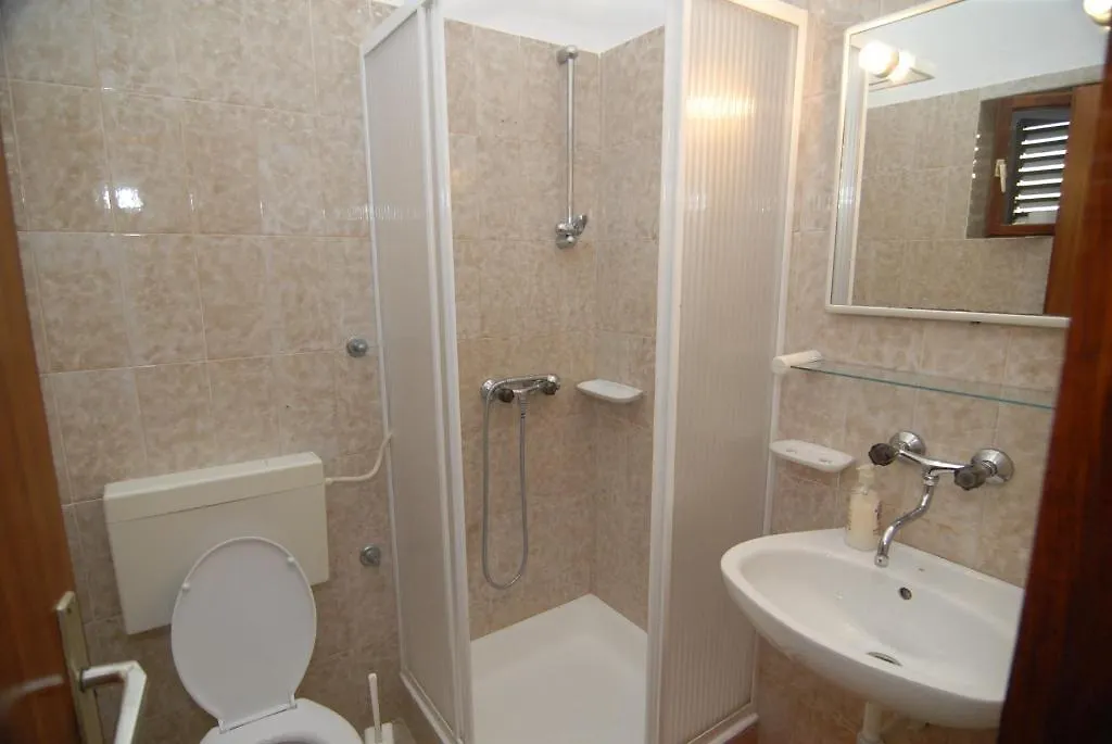 Apartments Lonic
